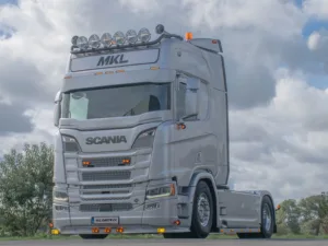 Scania Next Gen truck with DRL unit WARM WHITE