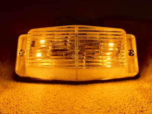 BA15S LED lampen set ORANJE - lamp met 15mm bajonet aansluiting voor 12 en 24 volt - single functie lamp voor auto, vrachtwagen, aanhanger, camper, tractor en meer - EAN: 5414184658561