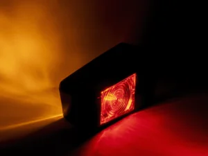 Old School Scania 2-serie LED toplamp MULTI COLOR LINKS - NEDKING LED toplamp voor een vrachtwagen cabine - MULTI COLOR standlicht ROOD-WIT - ROOD-AMBER - AMBER-WIT - AMBER-AMBER