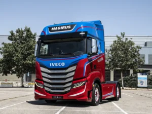 Iveco S-Way LED dagrijverlichting warm wit - voor Iveco S-way - bouwjaar 2020+ - EAN: